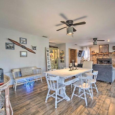 Unplugged Withlacoochee Riverfront Retreat! ブッシュネル  エクステリア 写真