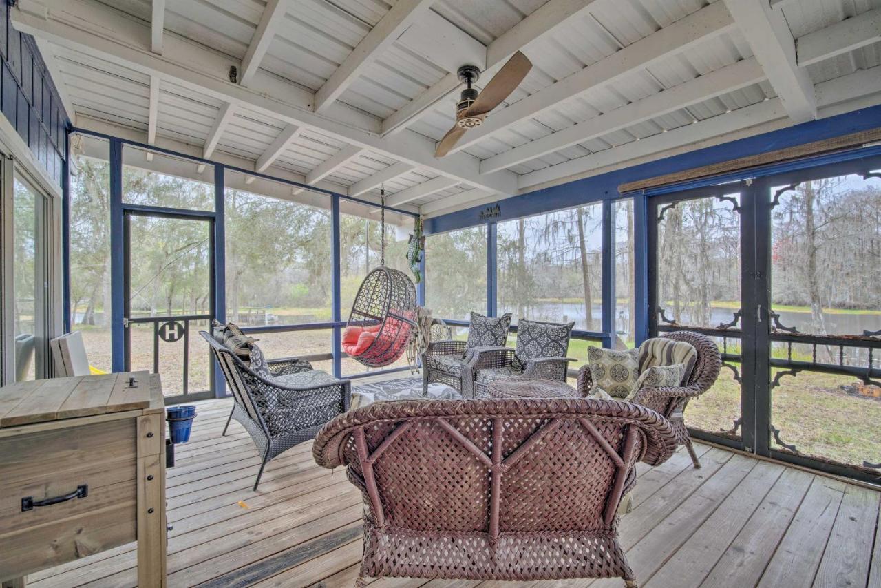 Unplugged Withlacoochee Riverfront Retreat! ブッシュネル  エクステリア 写真